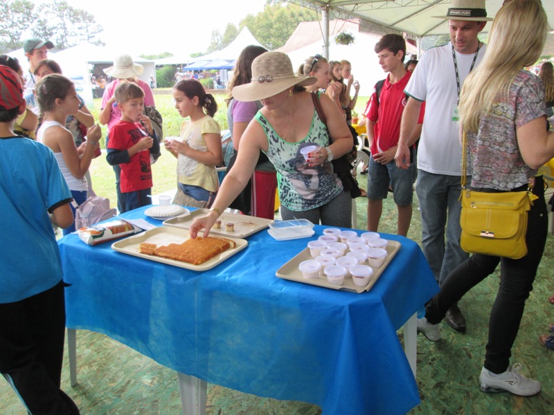 Visitantes degustaram produtos a base de arroz