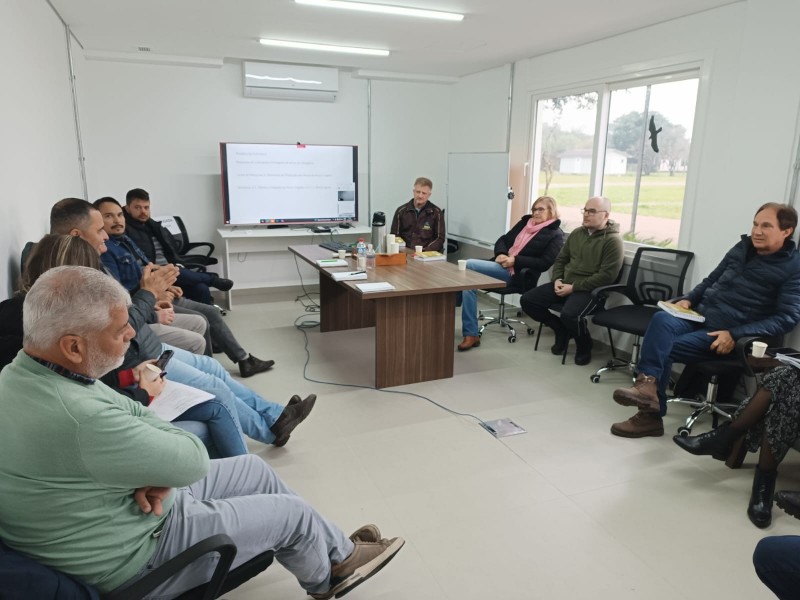 O encontro, realizado nesta quinta-feira (26), na Estação Experimental do Arroz, localizada em Cachoeirinha